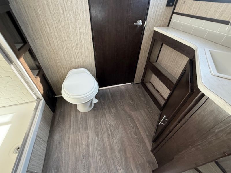 2019 Cruiser RV Fun Finder Xtreme Lite 25RS - Image 8