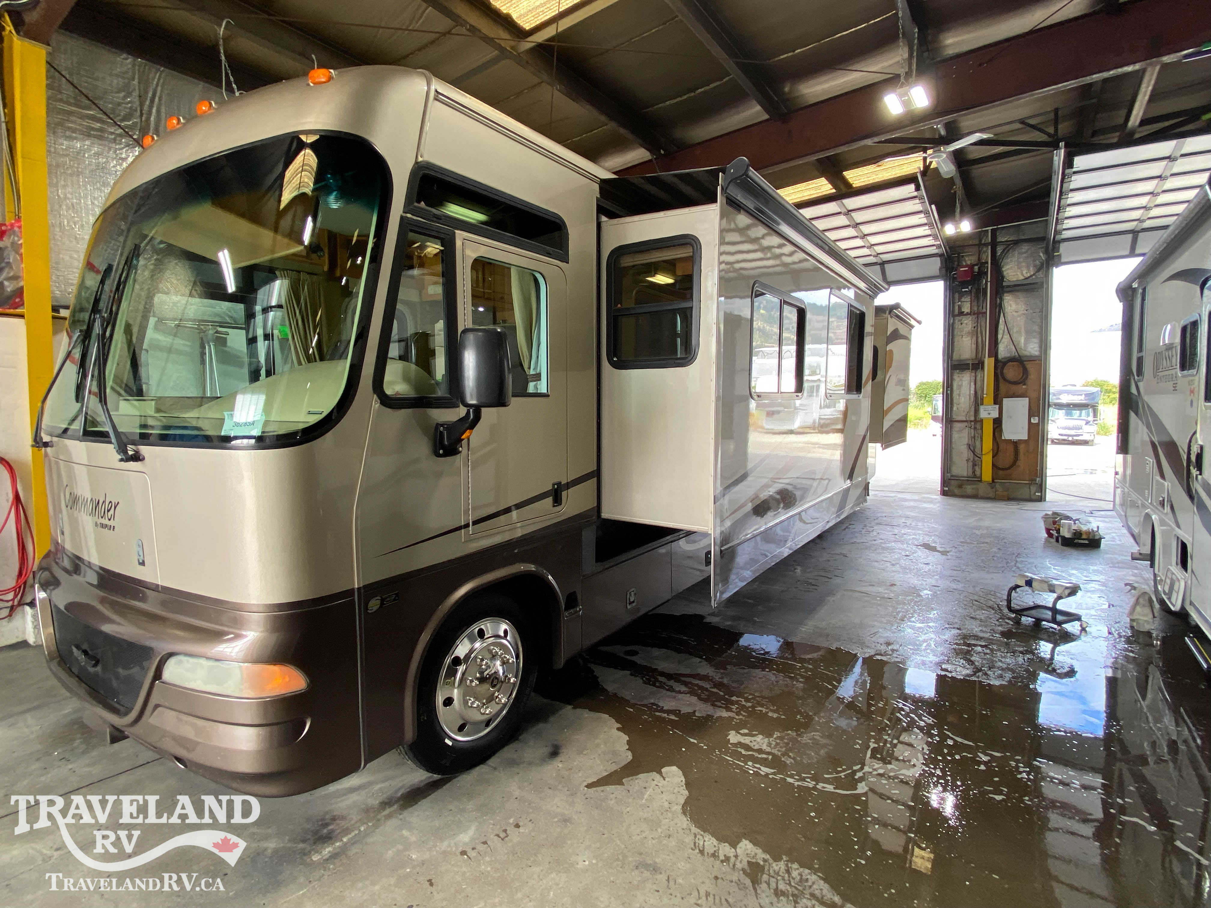 2006 TRIPLE E COMMANDER 3711 - Image 5