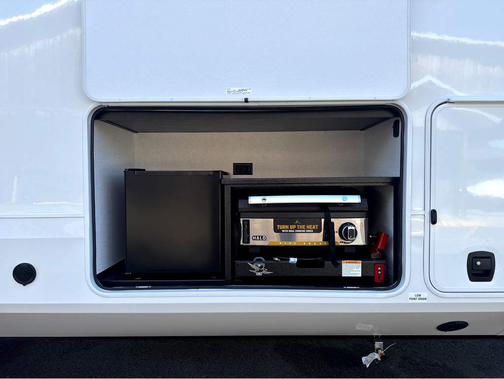 2027 JAYCO NORTH POINT 361RLBH - Image 5