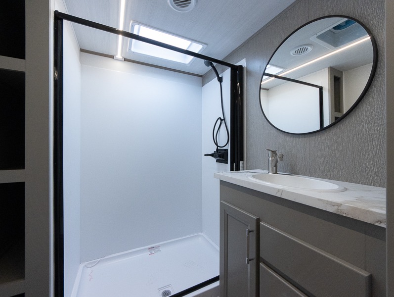 2025 Keystone Sprinter 3210RLS - Image 19