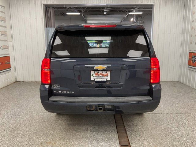 2019 Chevrolet Suburban 1500 Utility 4D LT 4WD - Image 6