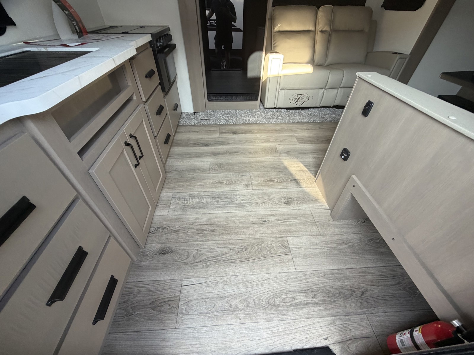 2026 GRAND DESIGN 22RK - Image 15