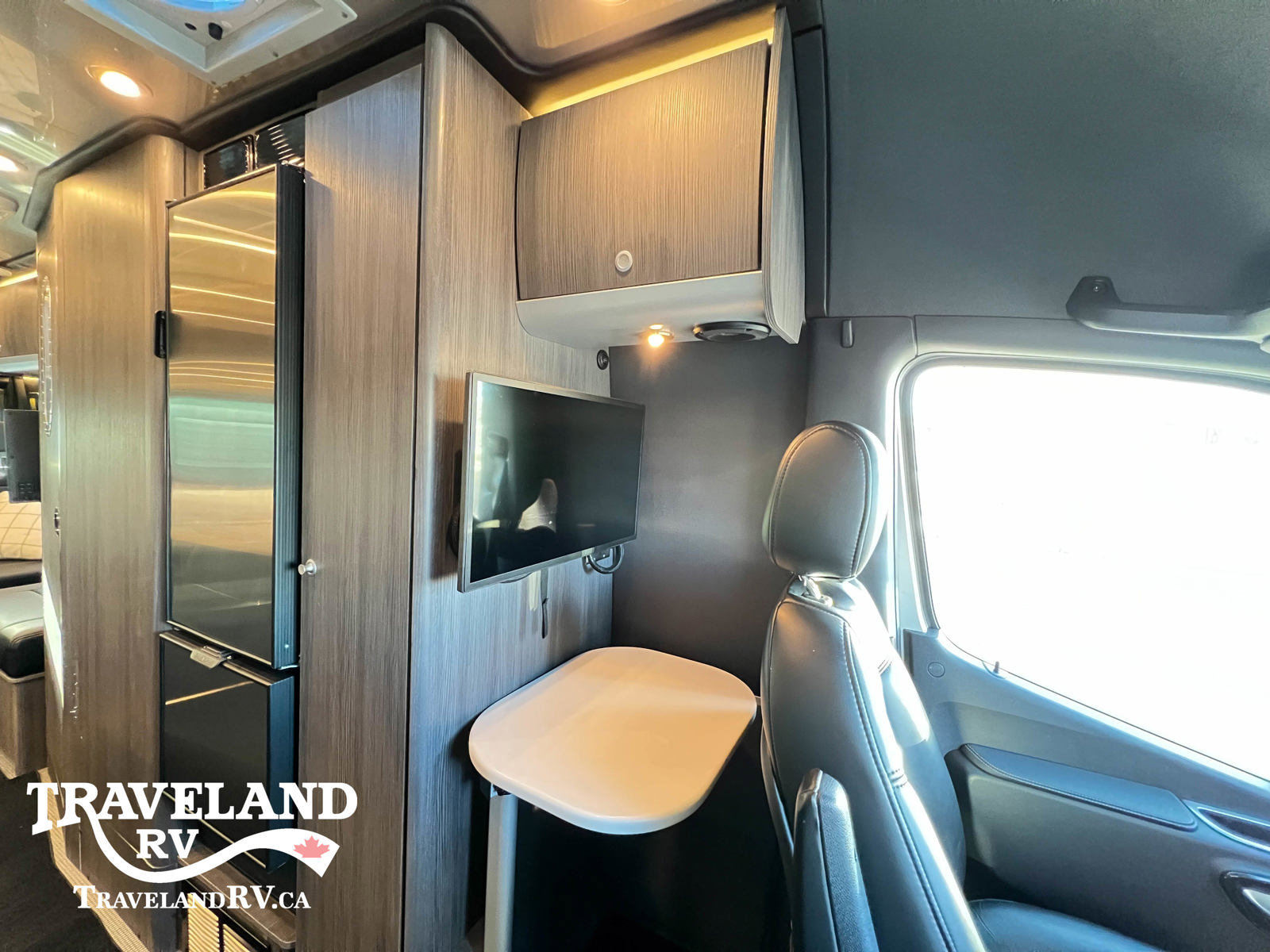 2023 AIRSTREAM INTERSTATE 24GT E-1 PKG - Image 17