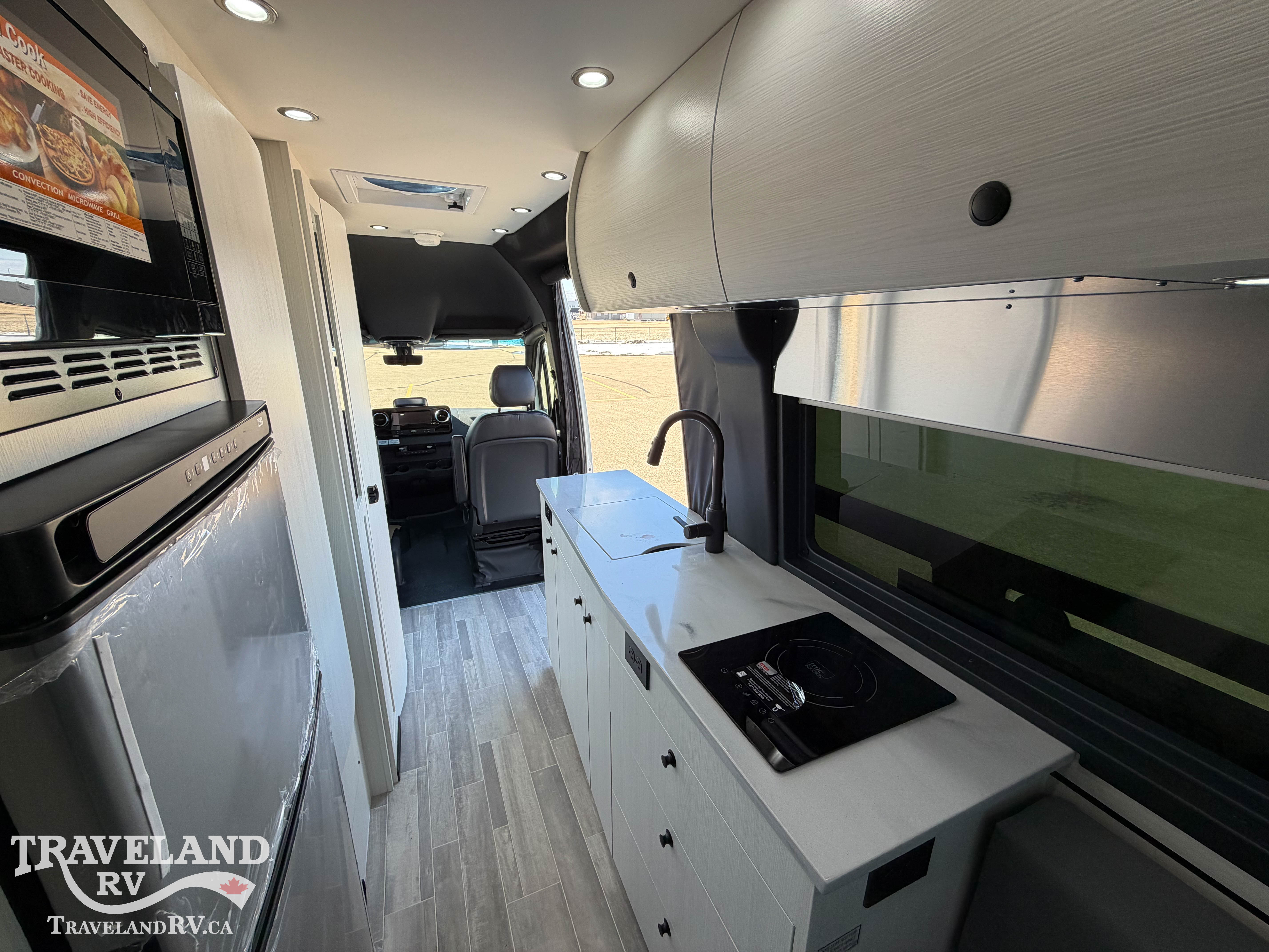 2026 Pleasure-Way Plateau TS - Image 4
