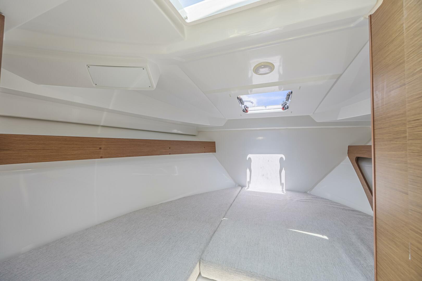 2022 Jeanneau NC 795 Series 2 - Image 20