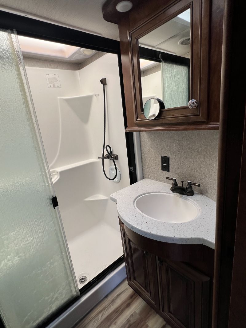 2019 Heartland Bighorn BH 3160 ELITE - Image 22