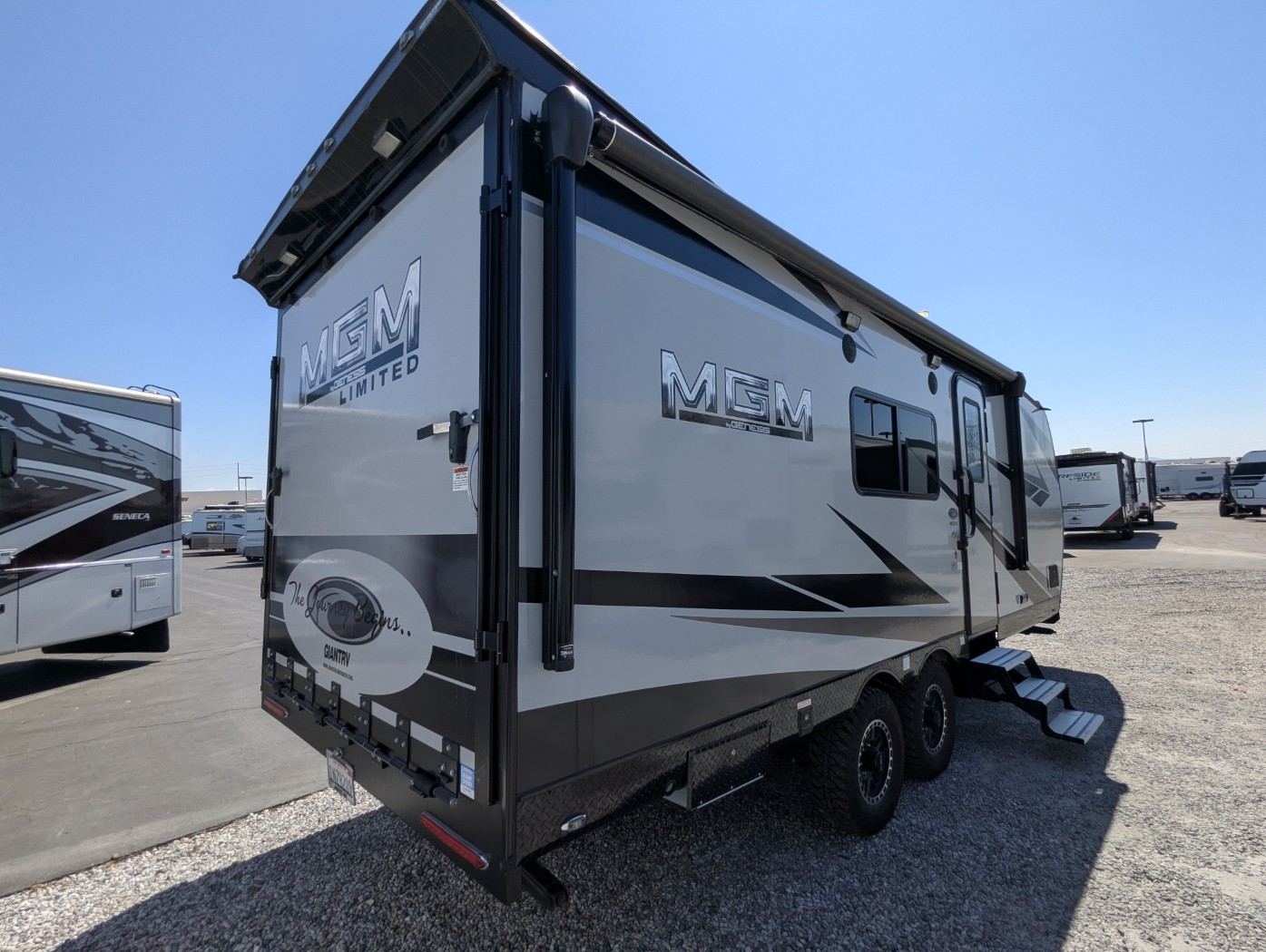 2023 Genesis Supreme MGM Limited MFB210 - Image 4