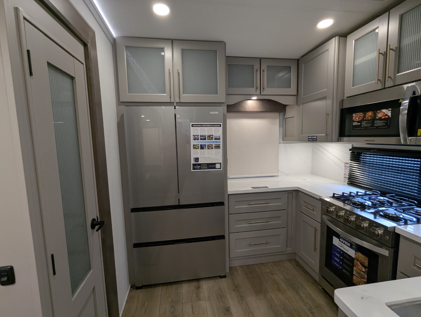 2026 Alliance RV Paradigm 382RK - Image 36
