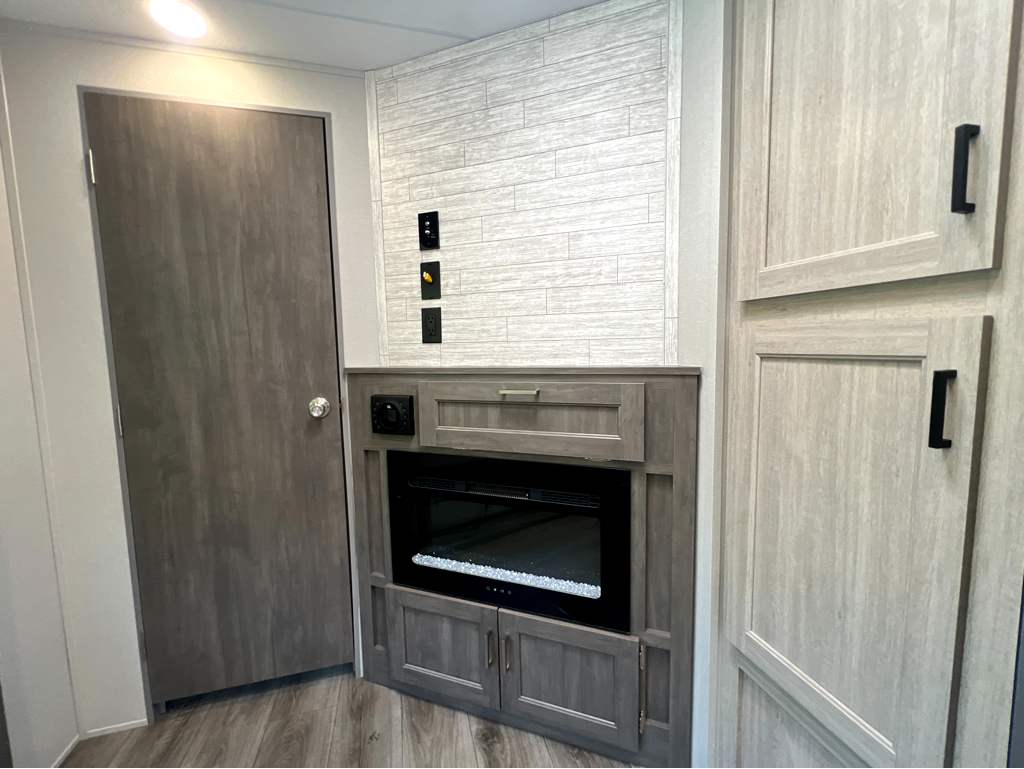 2026 COACHMEN CATALINA LEGACY 263BHSCK - Image 9