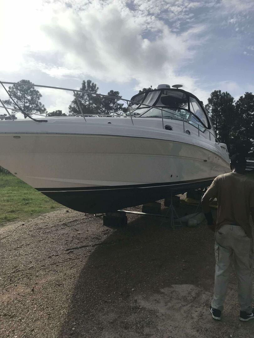 2005 Sea Ray 340 Sundancer - Image 2