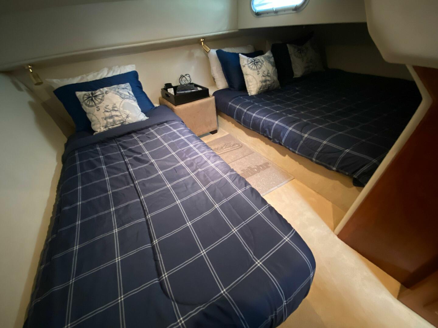 2002 Riviera 47 Excalibur - Image 21