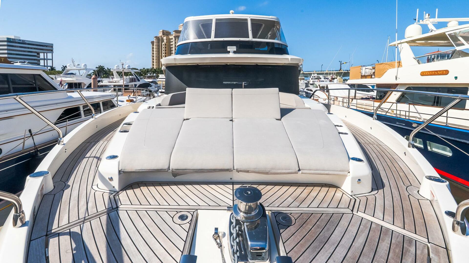 2024 Absolute Navetta 68 - Image 12