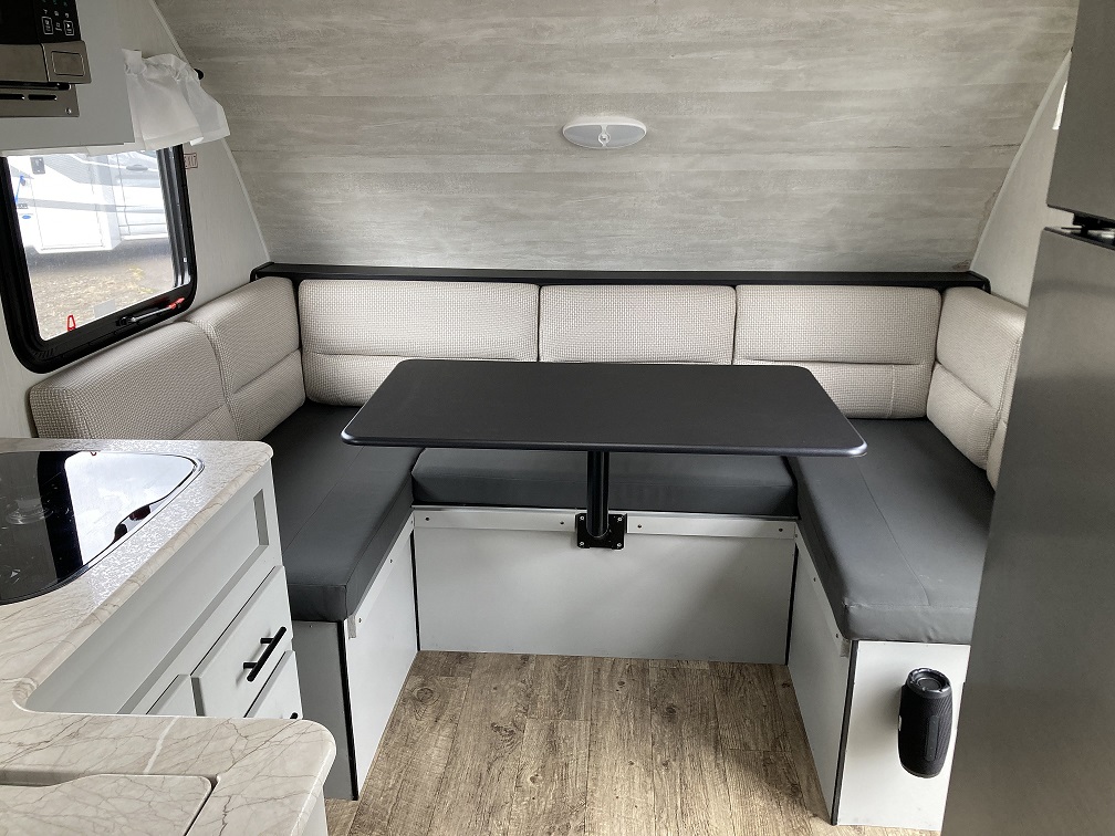 2020 Forest River Vibe West 17RS - Image 19