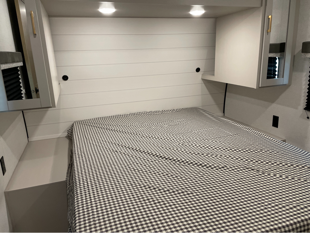 2027 Jayco Jay Flight SLX 333BTS - Image 23