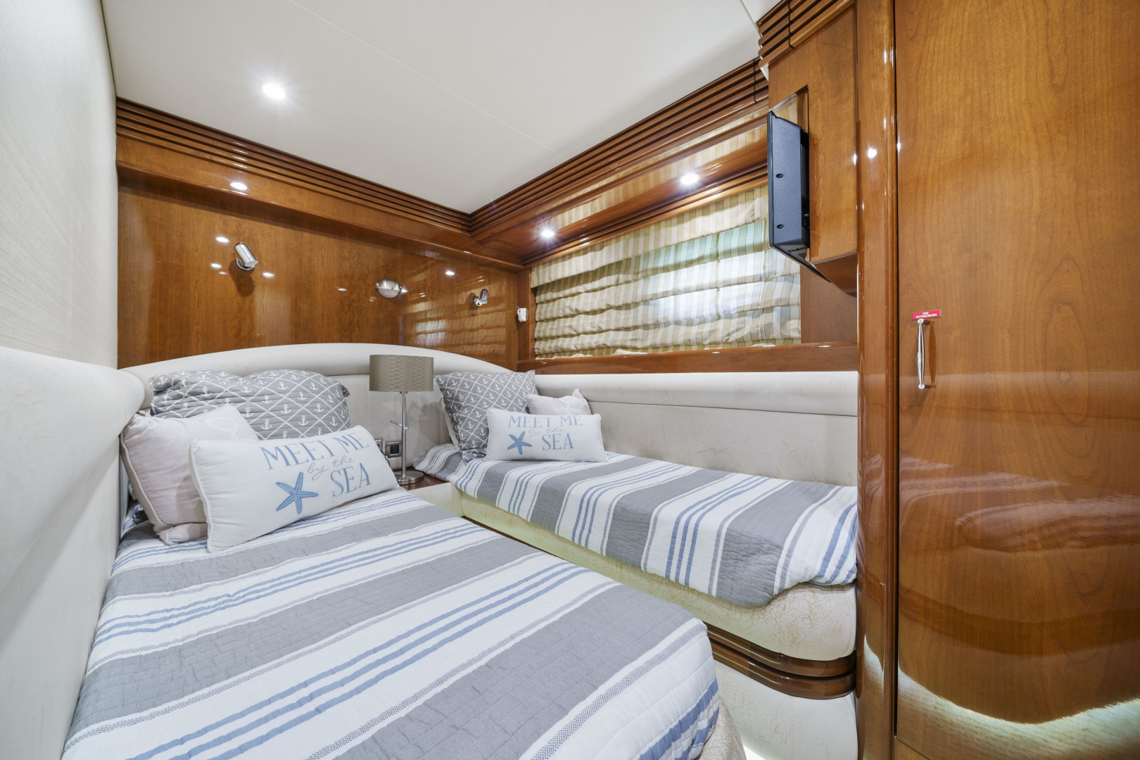 2006 Marquis 65 Pilothouse - Image 34