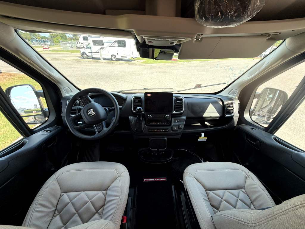 2027 THOR MOTOR COACH SEQUENCE 20L - Image 15