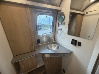2026 AIRSTREAM TRADE WIND 25FBT - Image 25