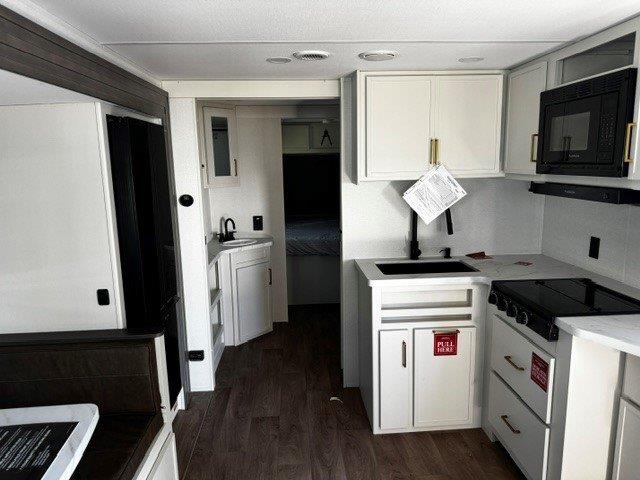 2027 Grand Design Transcend 265BHT - Image 11
