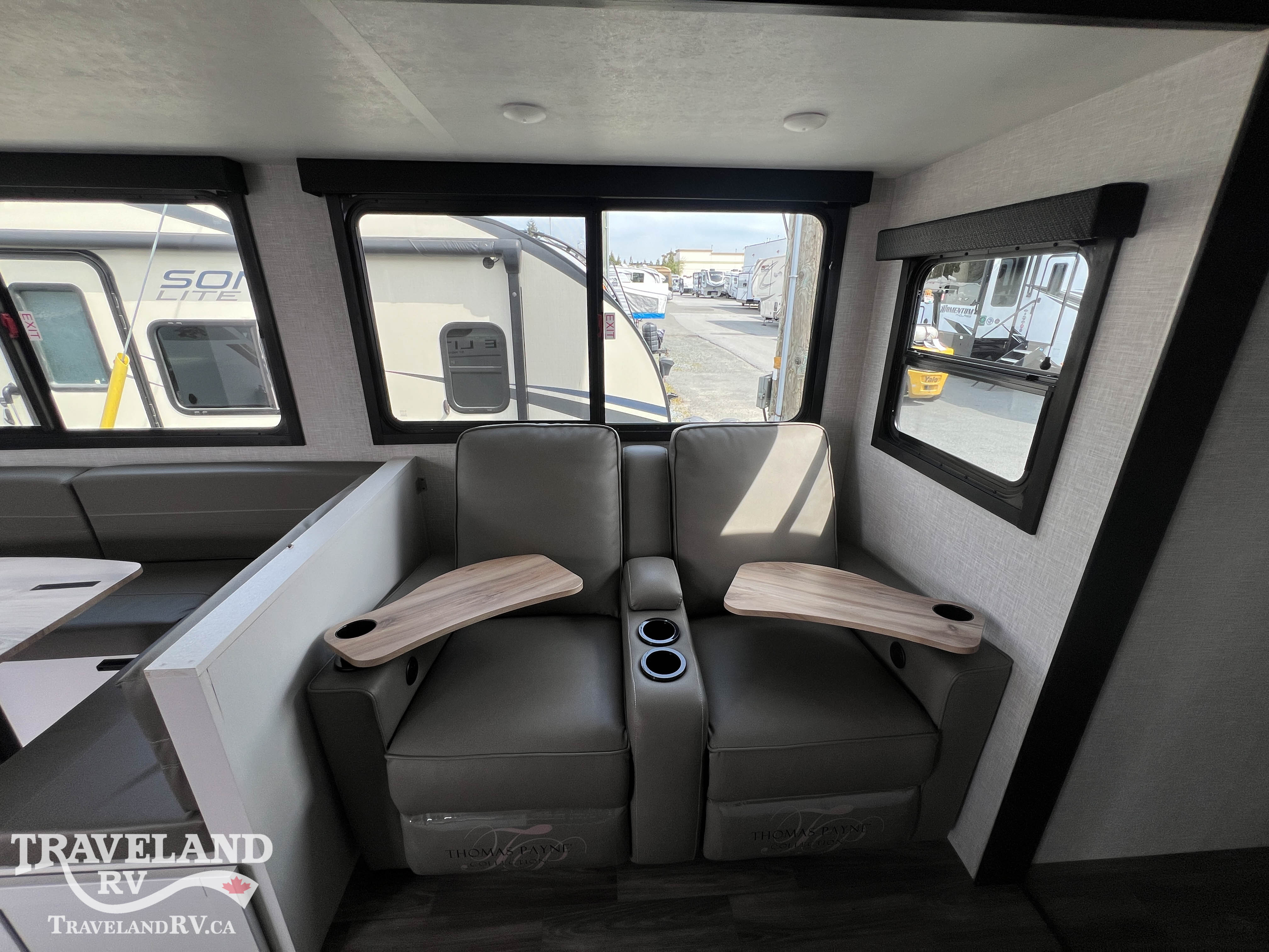 2025 Highland Ridge Range Lite 252RB - Image 9
