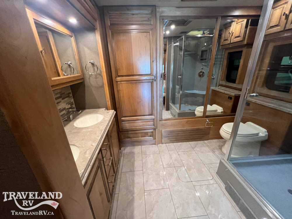 2019 Tiffin Phaeton 40 IH - Image 26