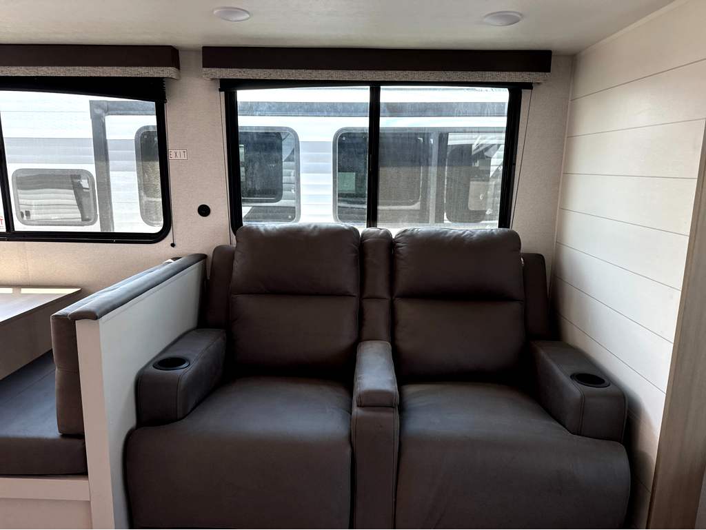 2027 JAYCO JAY FLIGHT 290RLS - Image 18