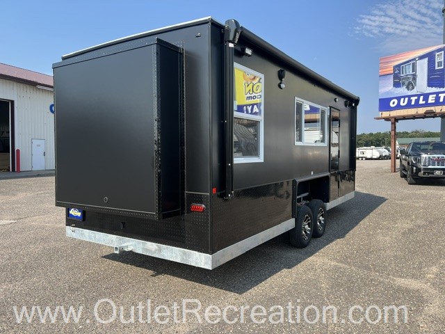 2027 ICE CASTLE RV EXTREME III 8X21 - Image 2