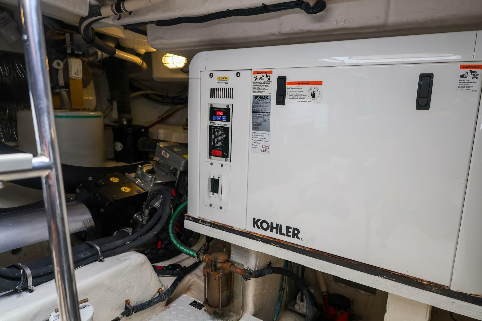 2014 Cruisers Yachts 45 Cantius - Image 73