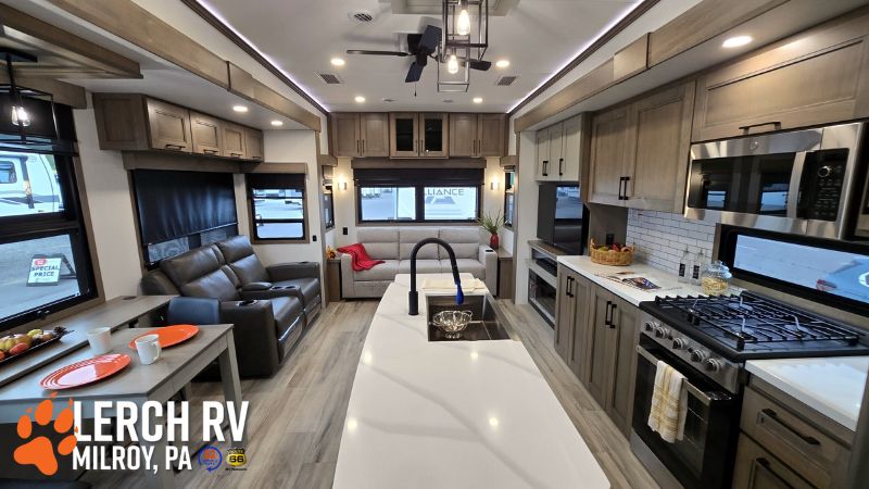 2026 KZ RV Durango Gold G384MSQ - Image 19
