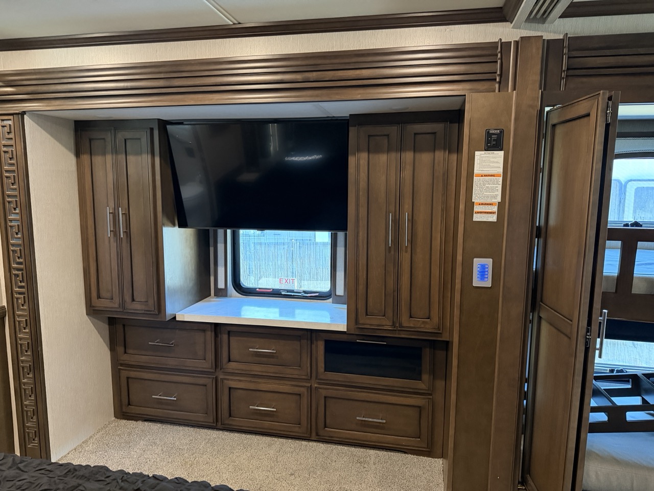 2022 Newmar Ventana 4369 - Image 17