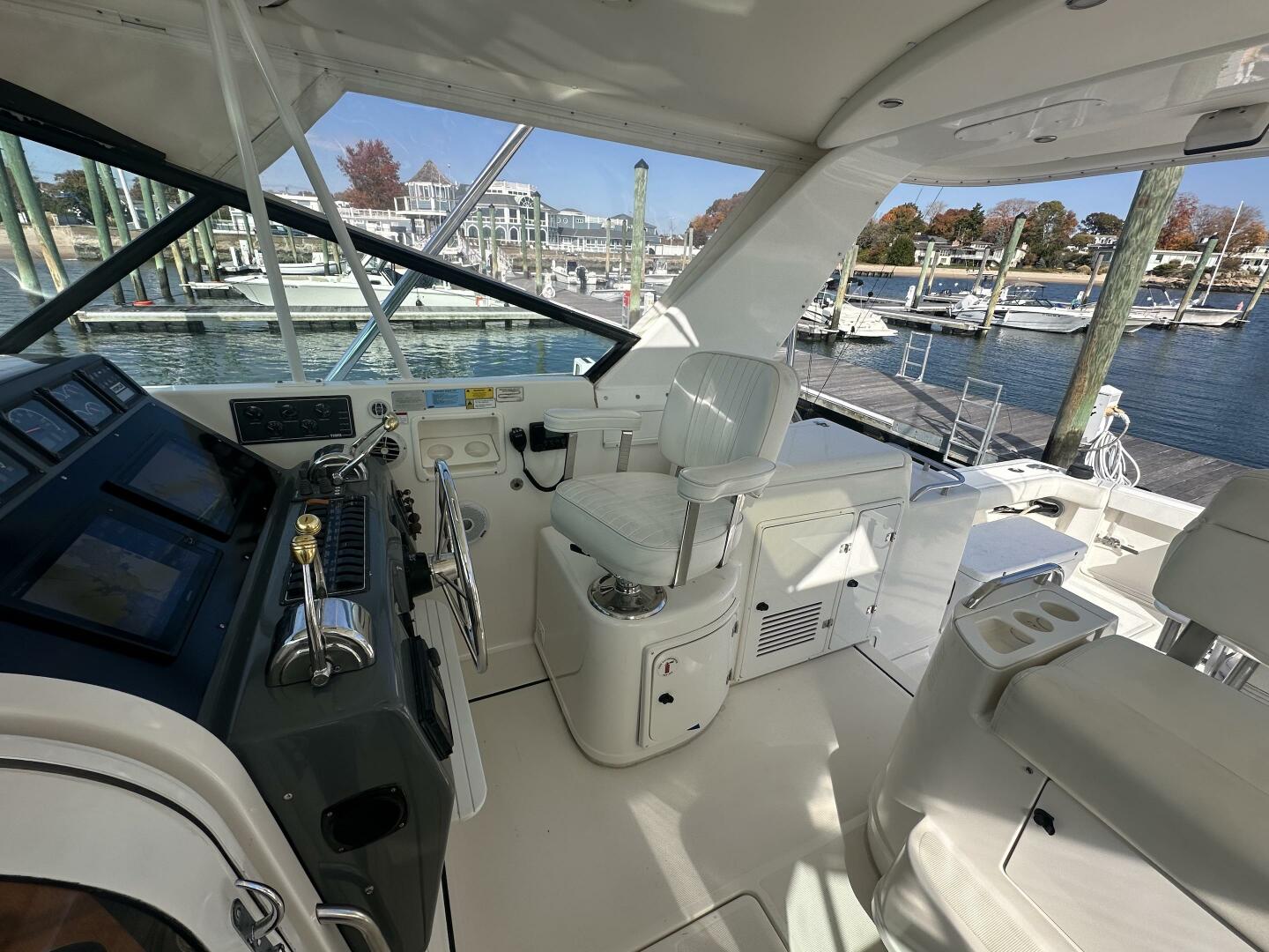 2001 Tiara Yachts 4300 Open - Image 12
