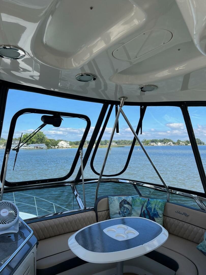 2005 Sea Ray 500 Sedan Bridge - Image 33
