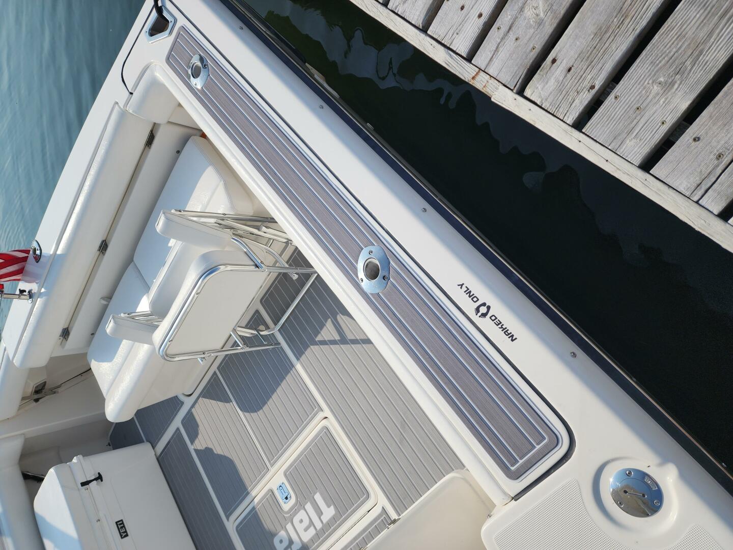 2001 Tiara Yachts 3500 Open - Image 16