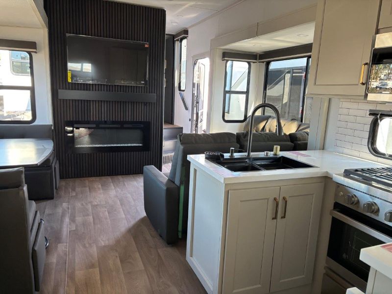 2026 Grand Design Influence 3904BH - Image 24
