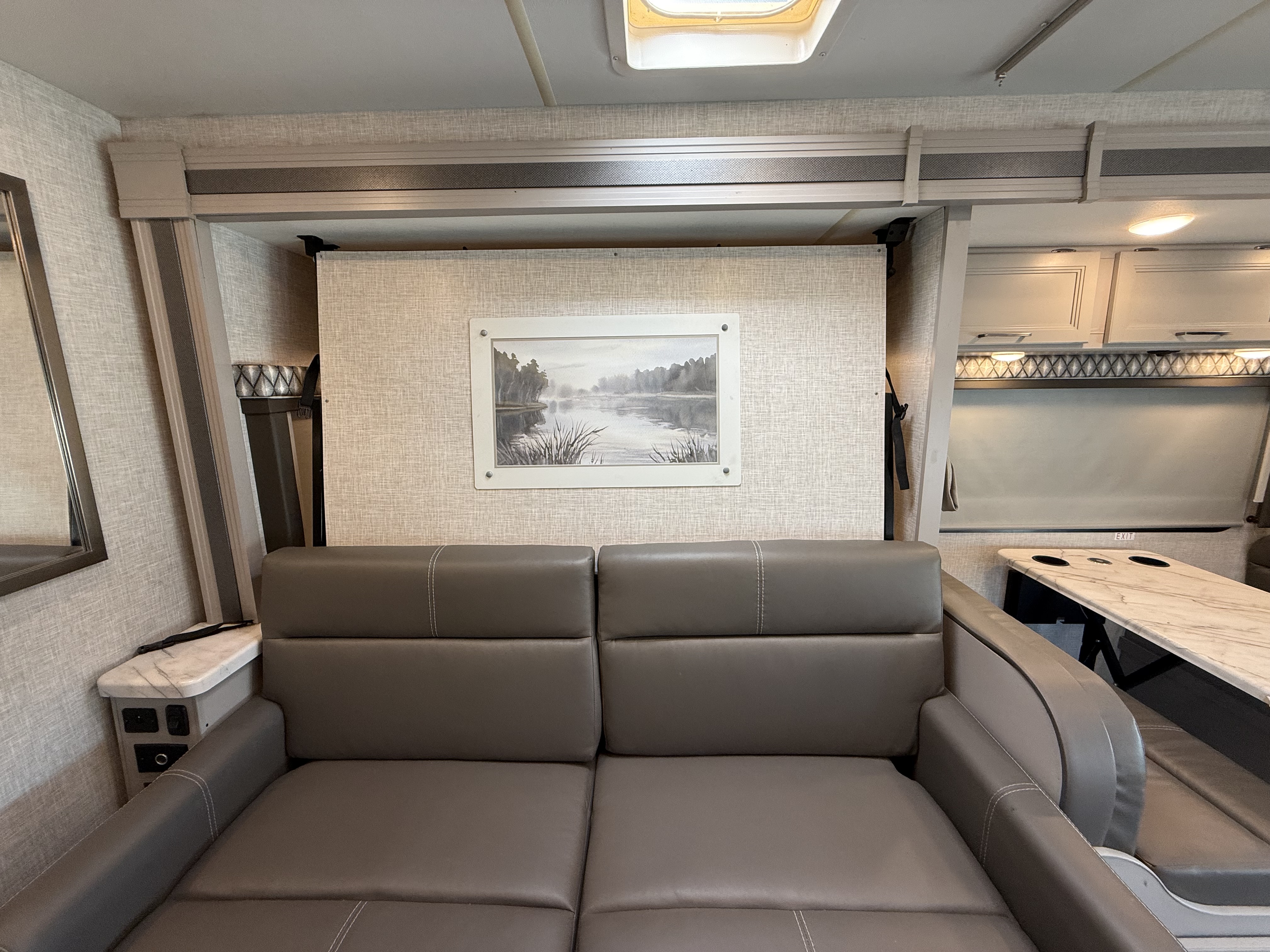 2023 Thor Motor Coach Geneva 25VA - Image 17