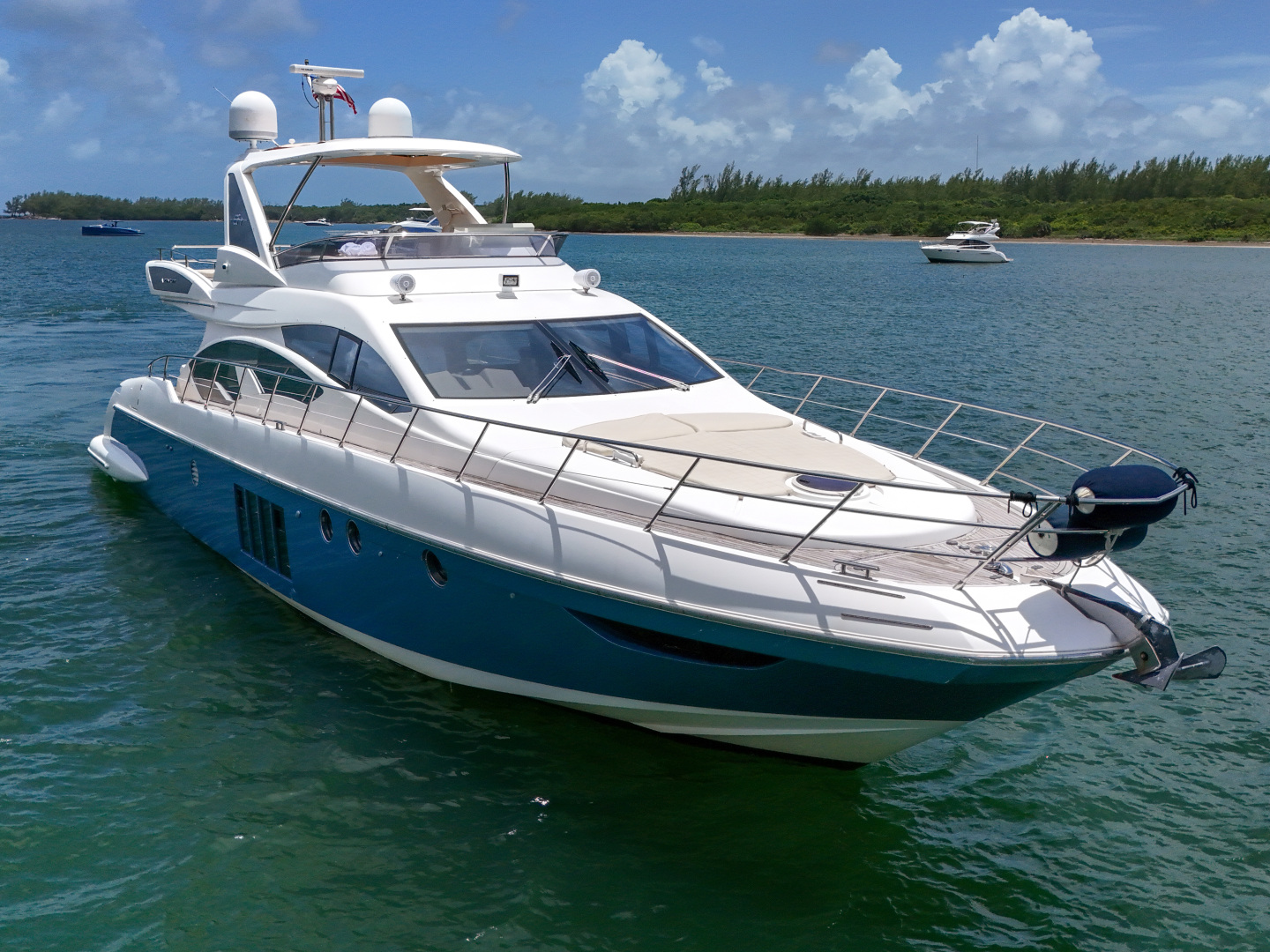 2012 Azimut 64 FLY - Image 6