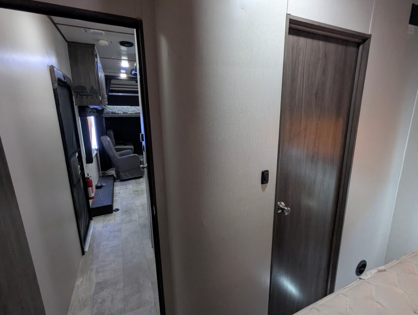 2021 PACIFIC COACHWORKS BLAZEN 2614 - Image 32