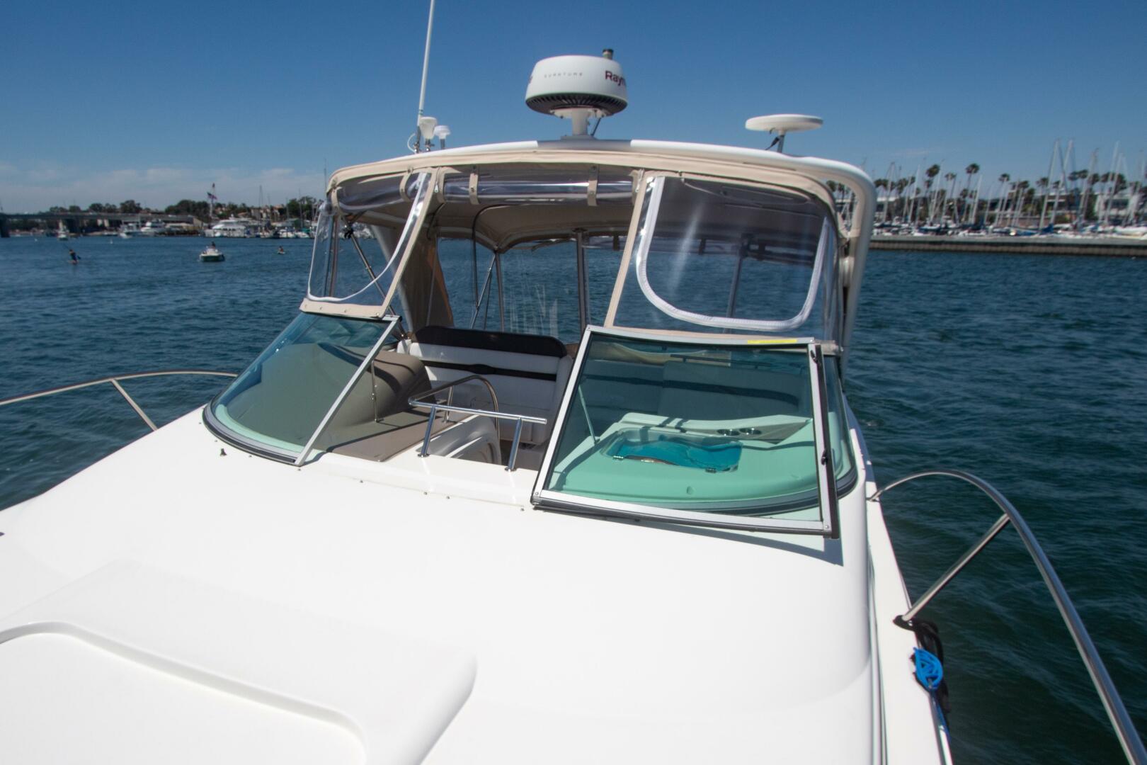 2008 Rinker 40 Express Cruiser - Image 13