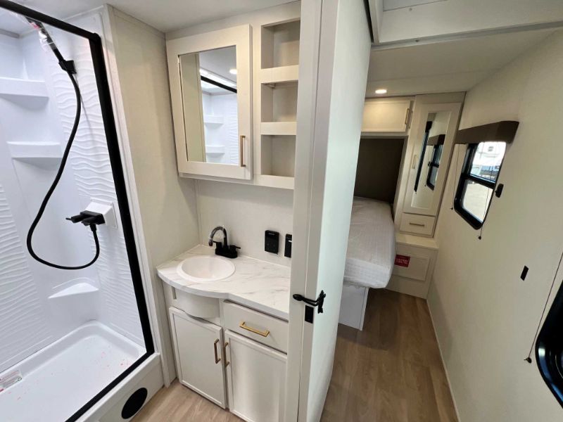 2026 Grand Design Transcend 285RKT - Image 15