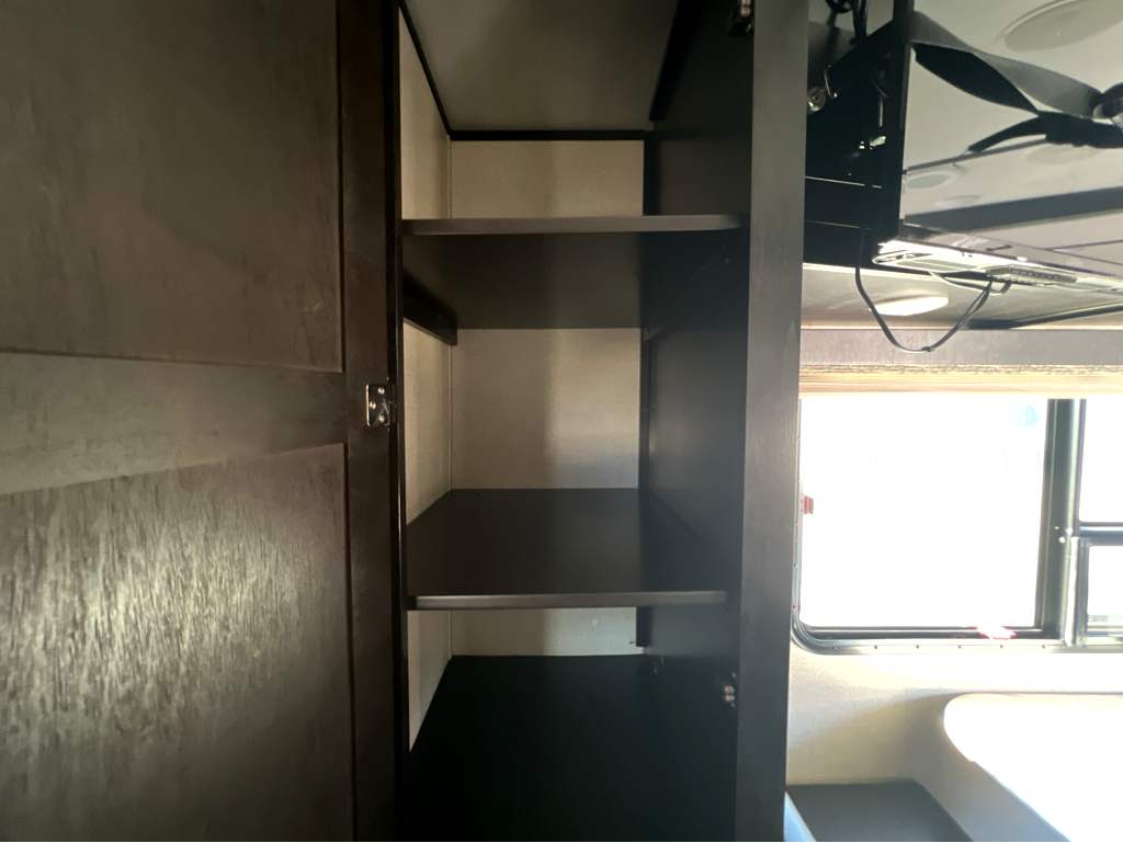 2019 COACHMEN SPIRIT 2245BH - Image 13