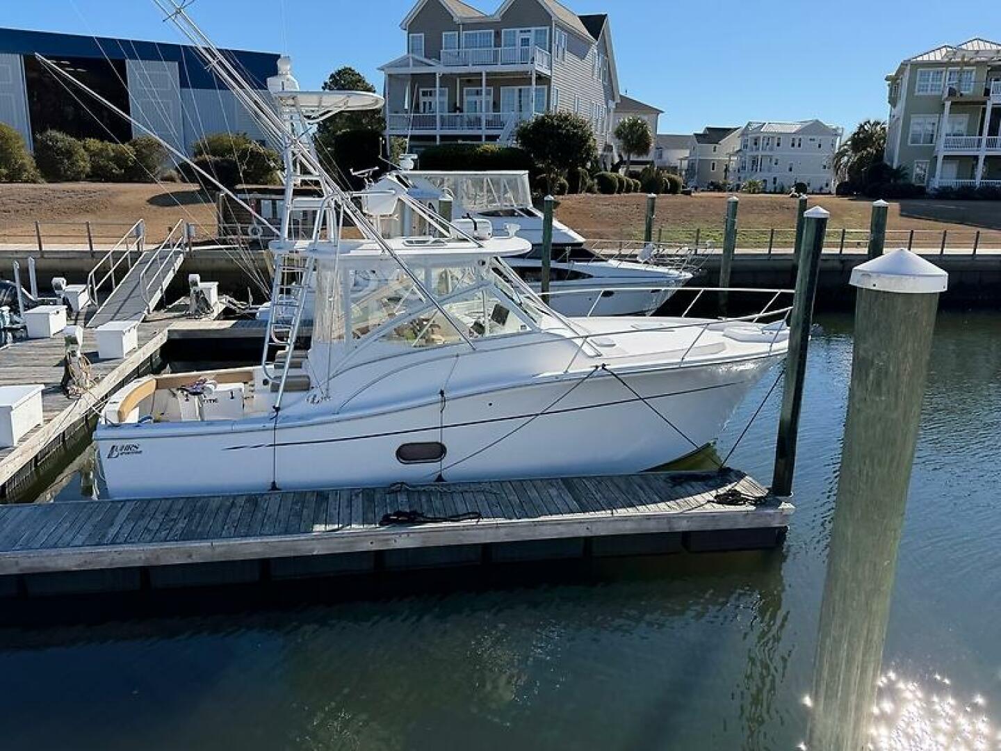 2011 Luhrs 37 IPS Canyon Series - Image 3