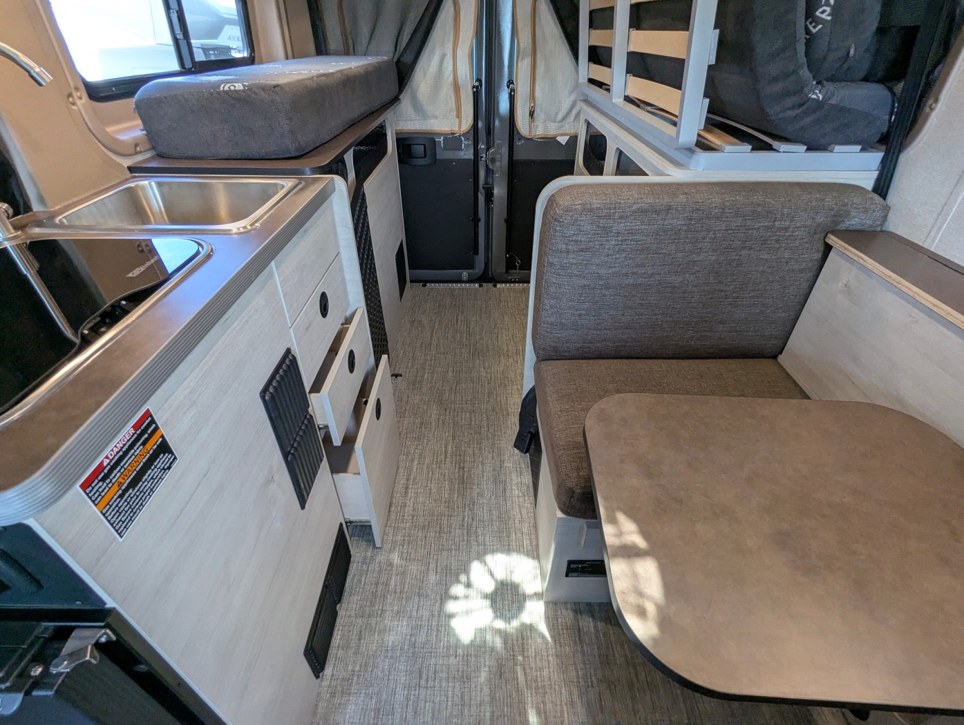 2026 Winnebago Solis Pocket 36A - Image 15