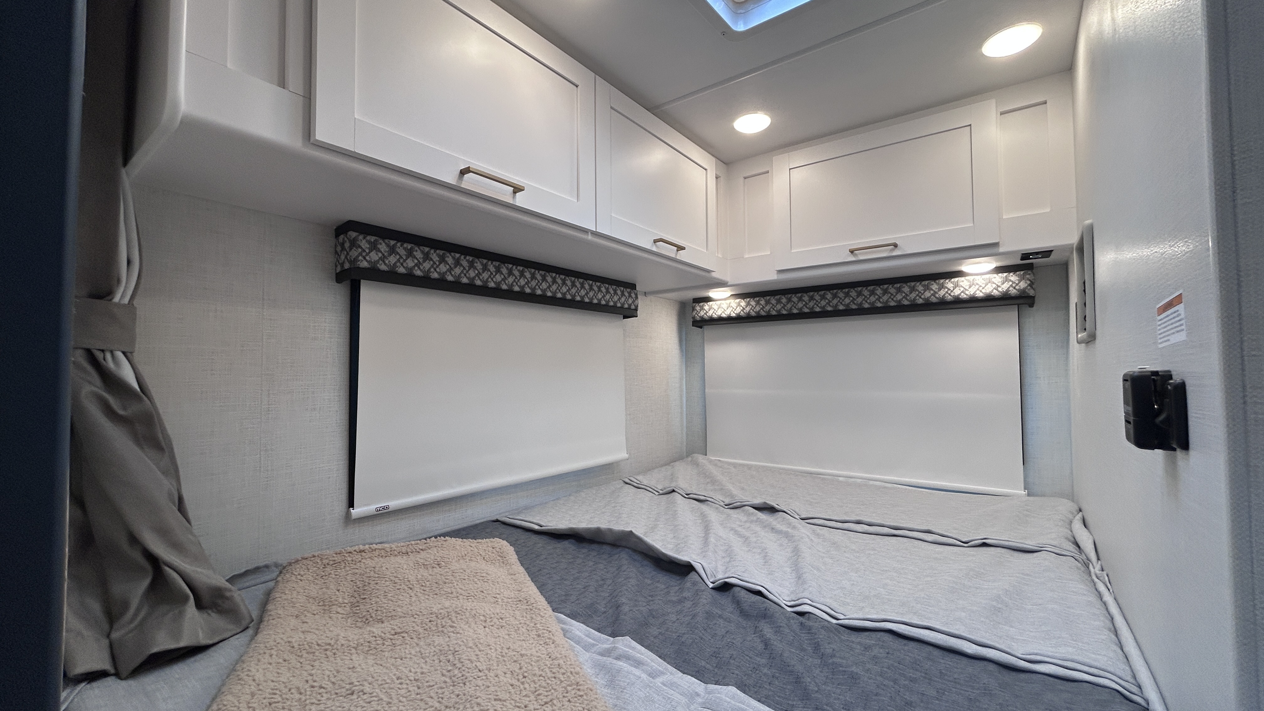 2026 Thor Motor Coach Quantum LC21 - Image 15