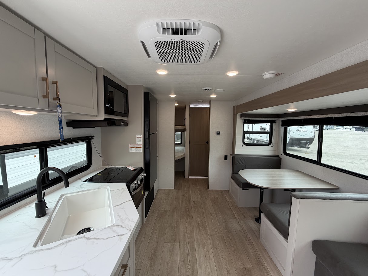 2027 Jayco Jay Flight SLX 261BHS - Image 14
