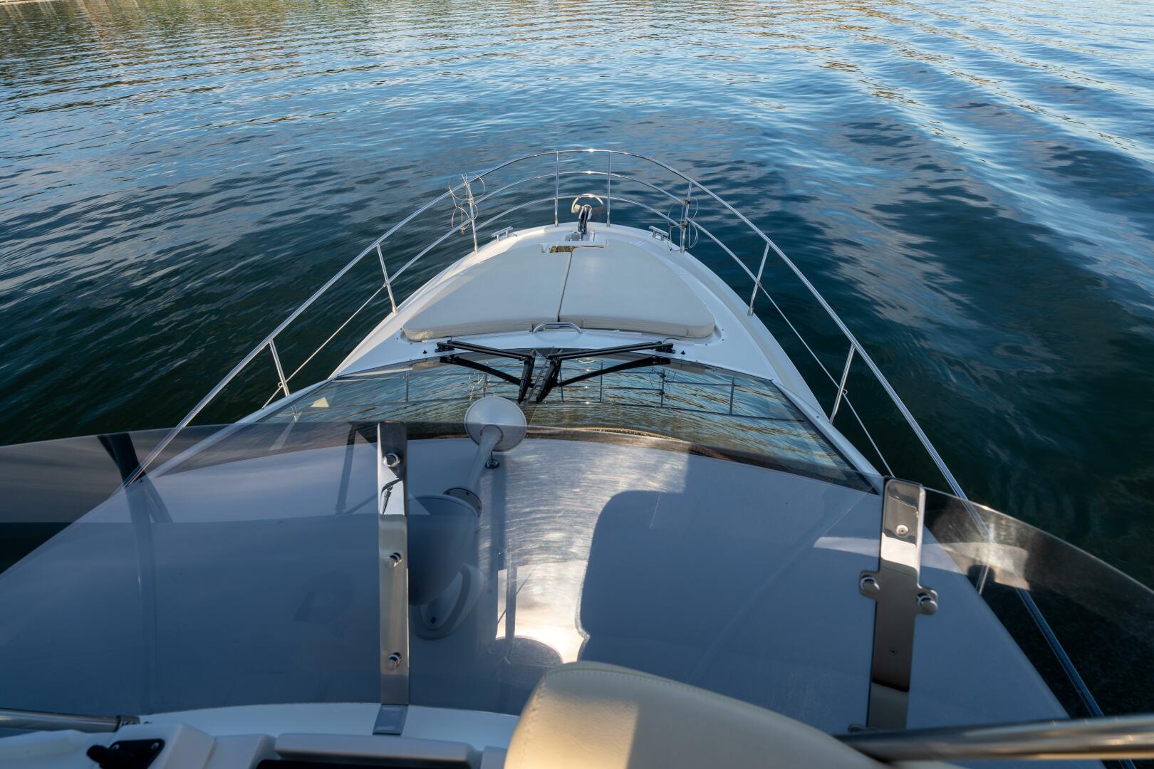 2013 Azimut 40 Flybridge - Image 57