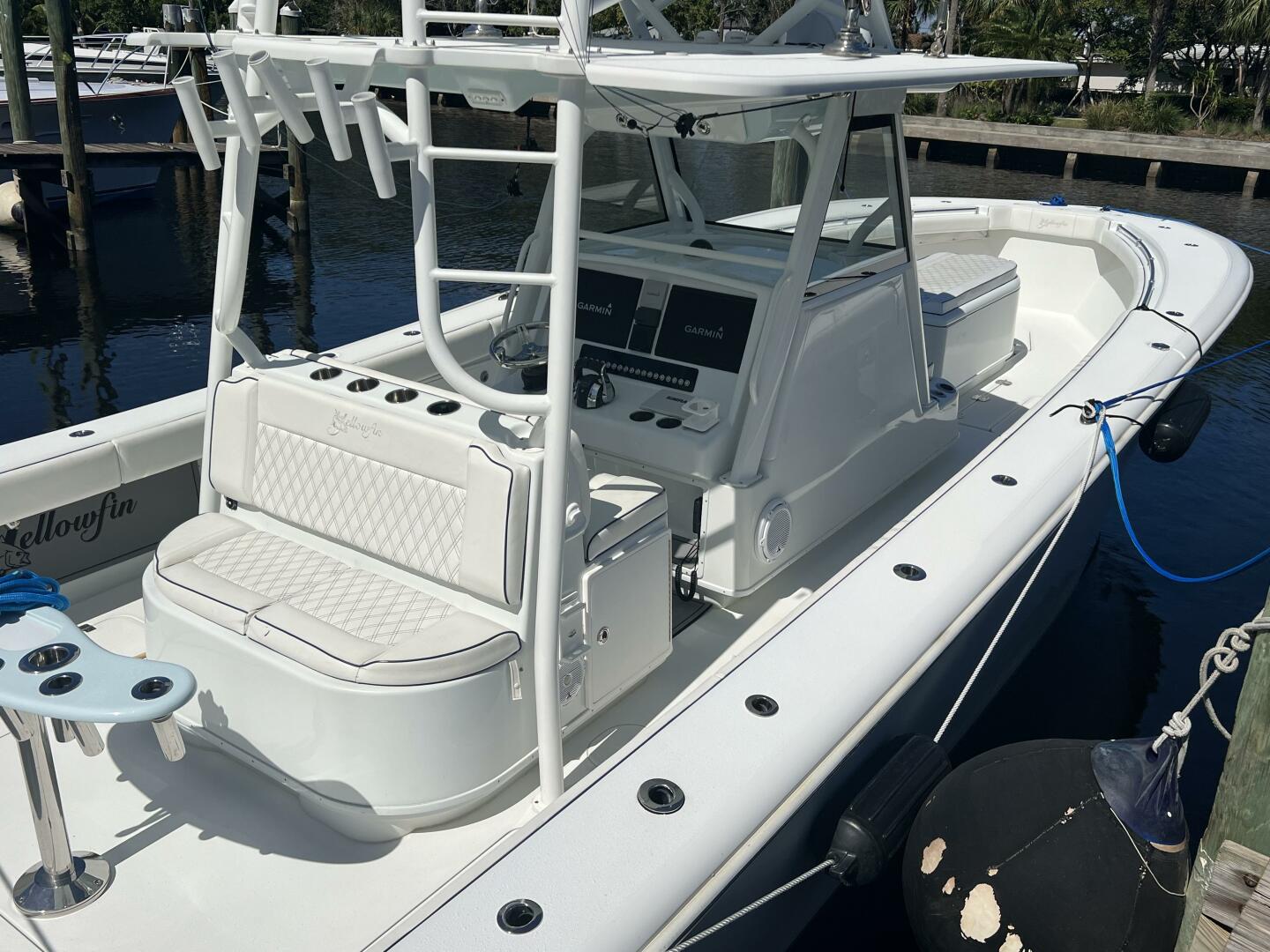 2017 Yellowfin 39' Center Console - Image 11