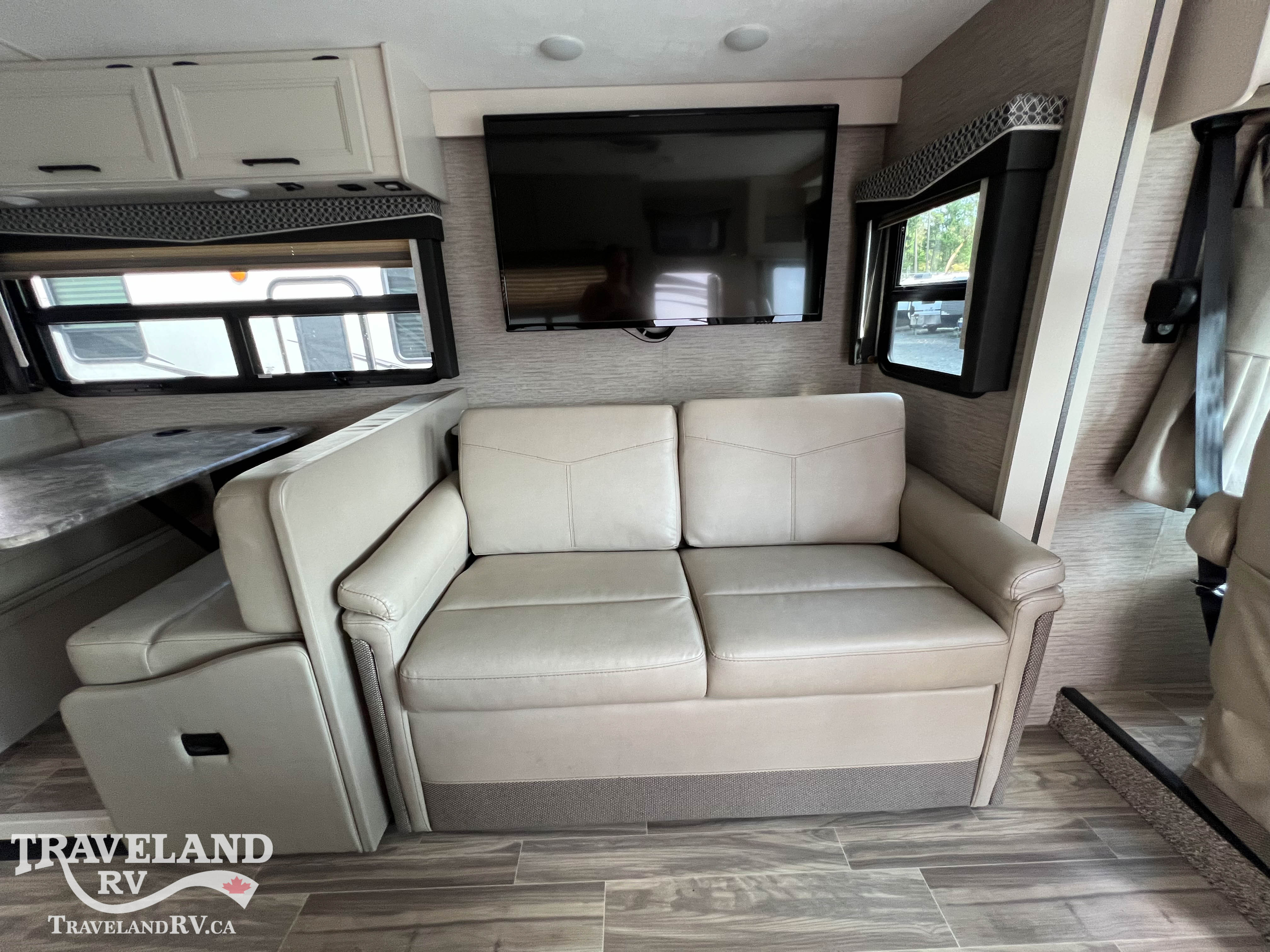 2022 Thor Motor Coach ACE 33.1 - Image 10