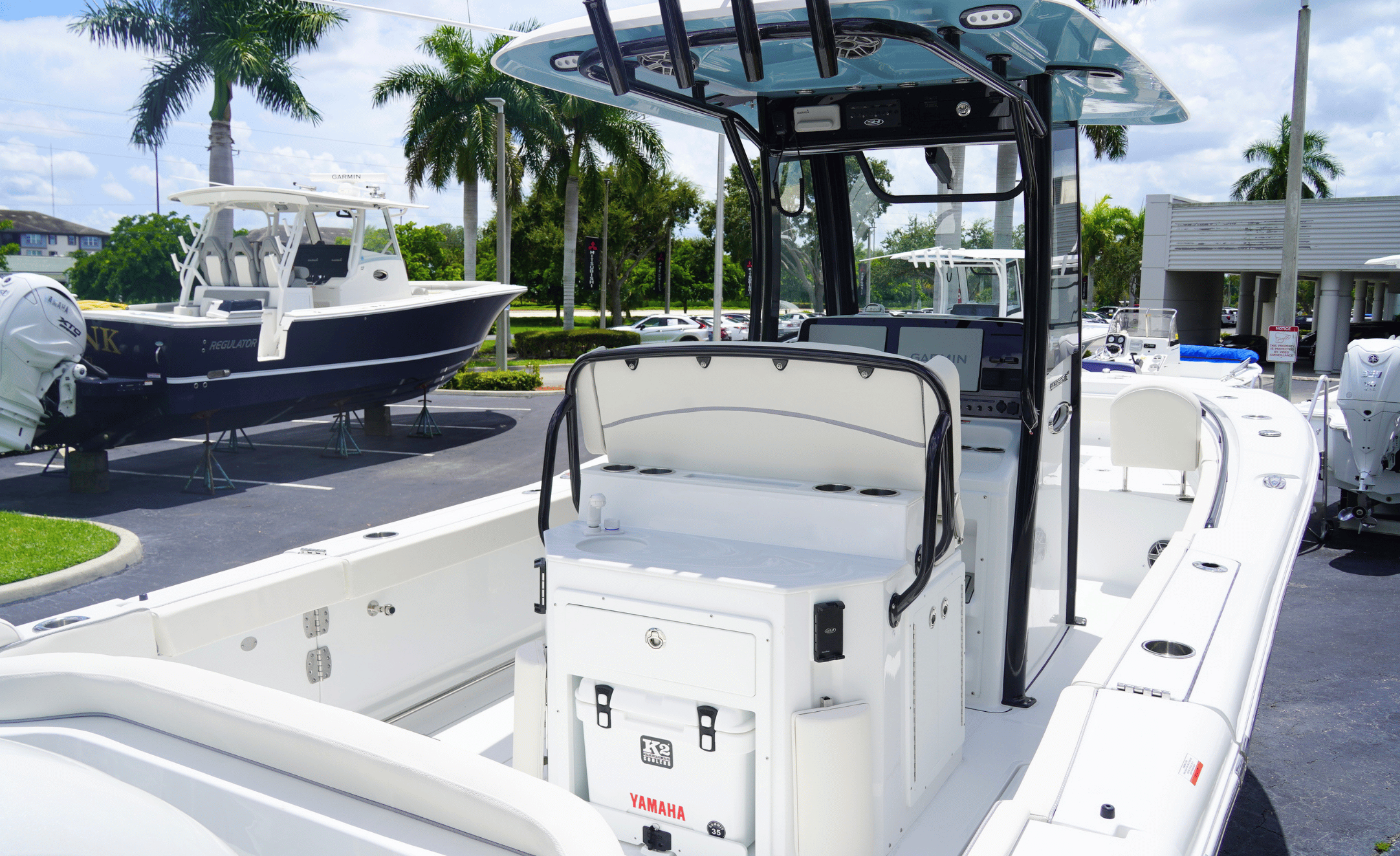 2027 SEA HUNT ULTRA 265SE - Image 14