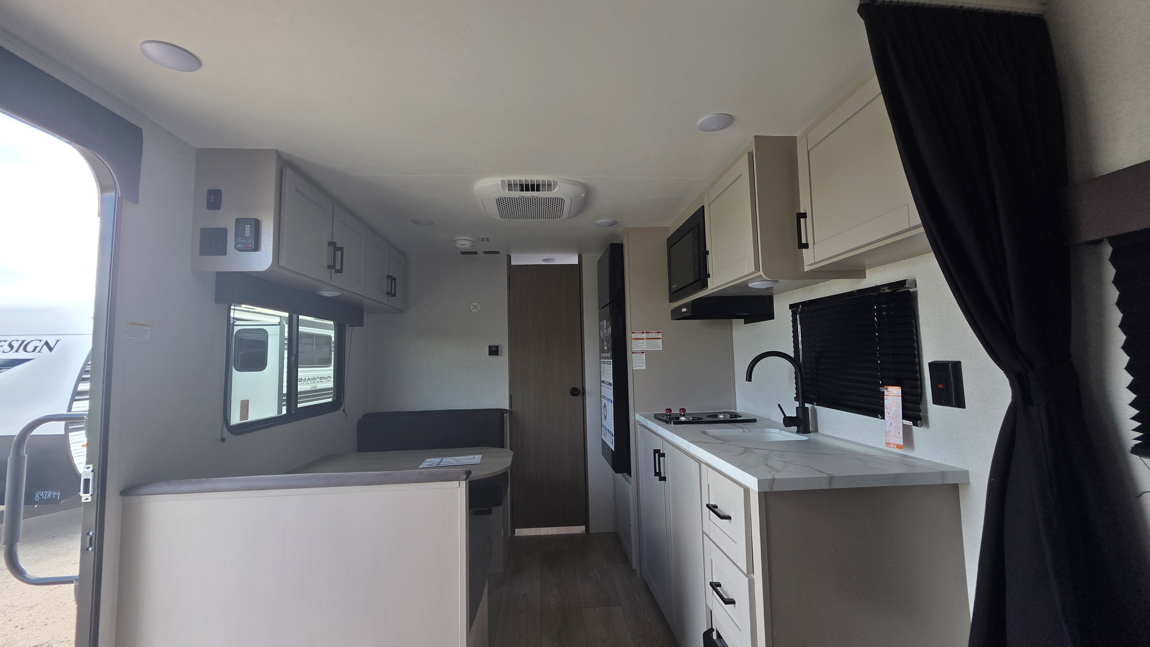 2027 JAYCO JAY FLIGHT 175FQ - Image 9