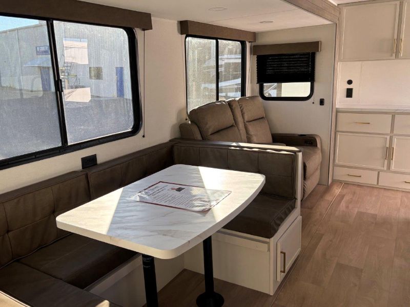 2026 Grand Design Transcend 335BHT - Image 31
