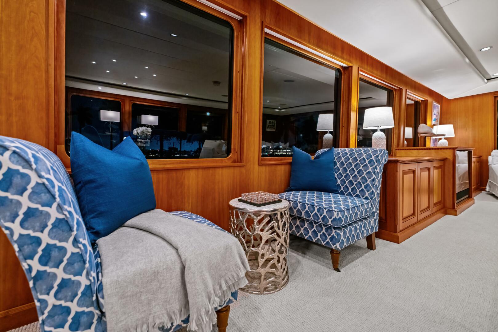 1998 Burger Raised Pilothouse - Image 4